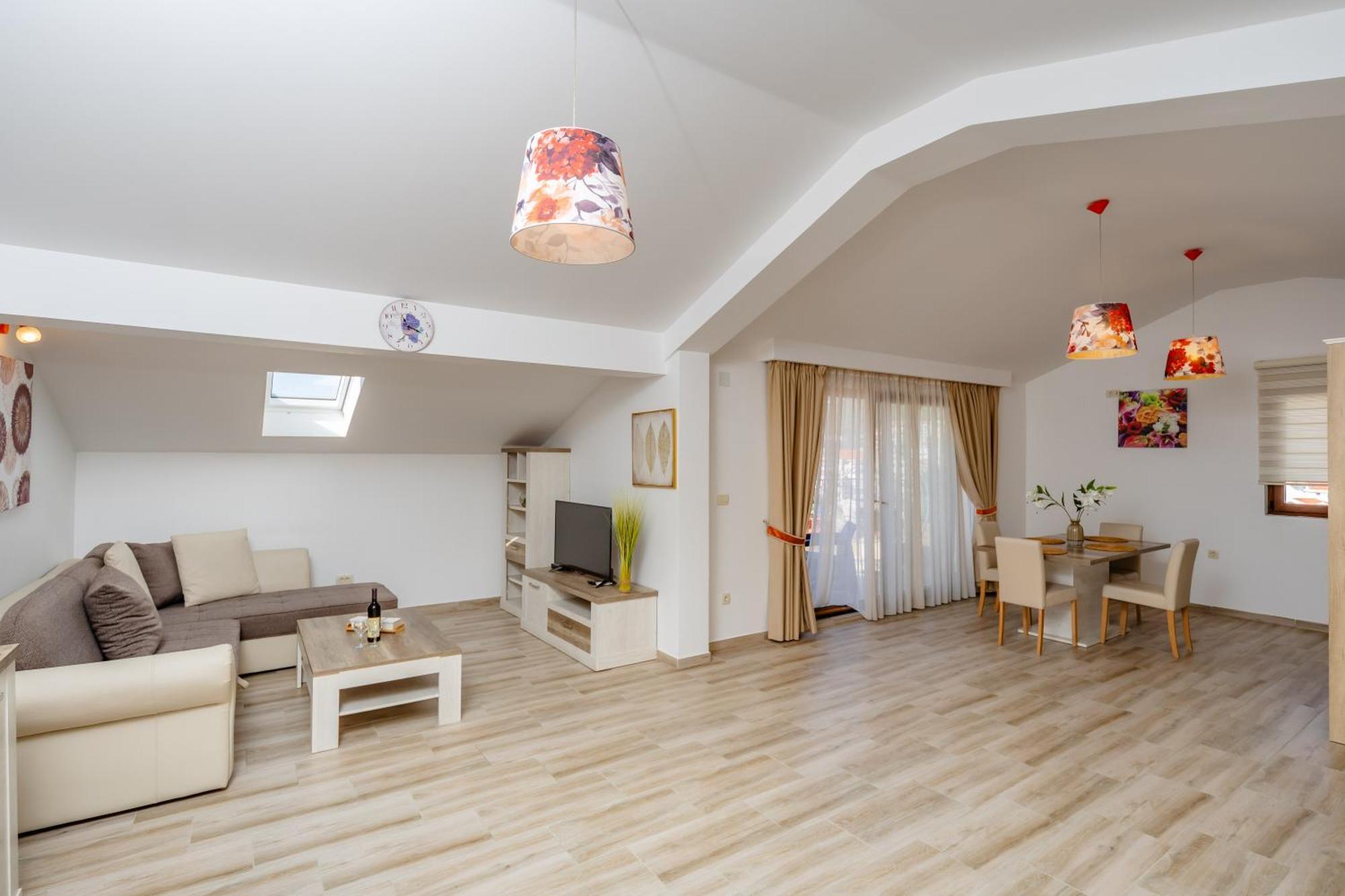 Arvala Apartments Budva Ngoại thất bức ảnh