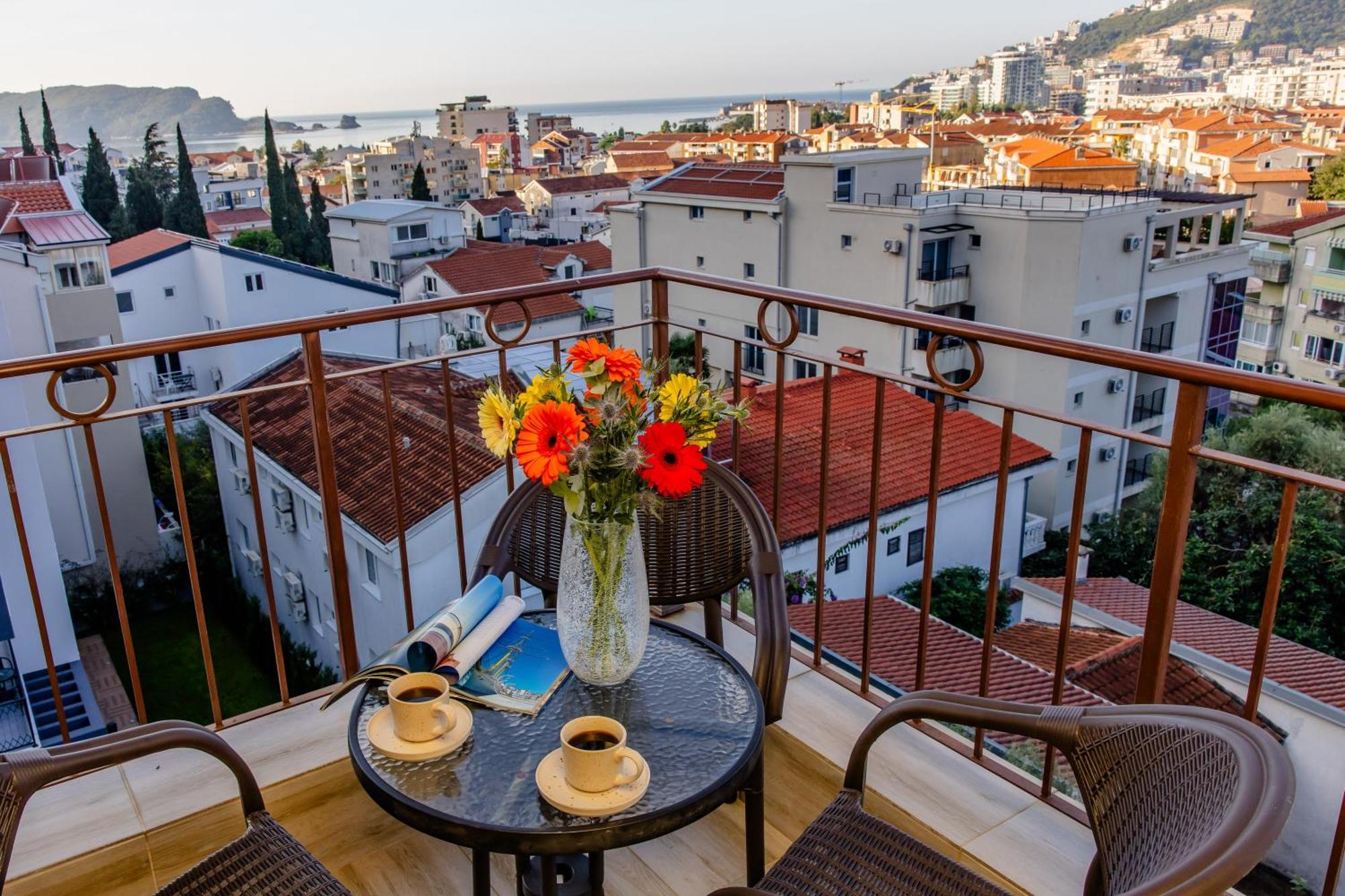 Arvala Apartments Budva Phòng bức ảnh