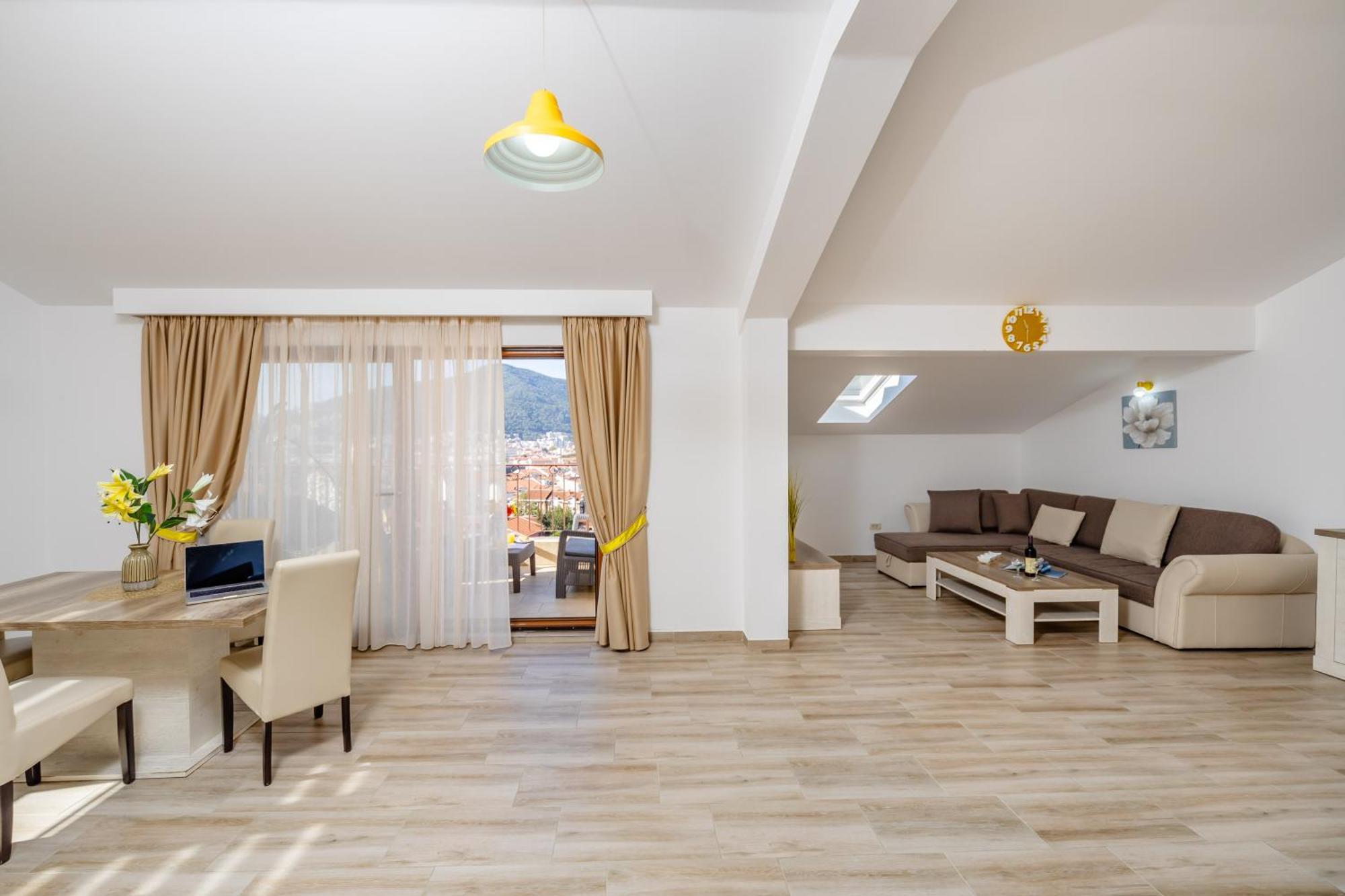 Arvala Apartments Budva Ngoại thất bức ảnh