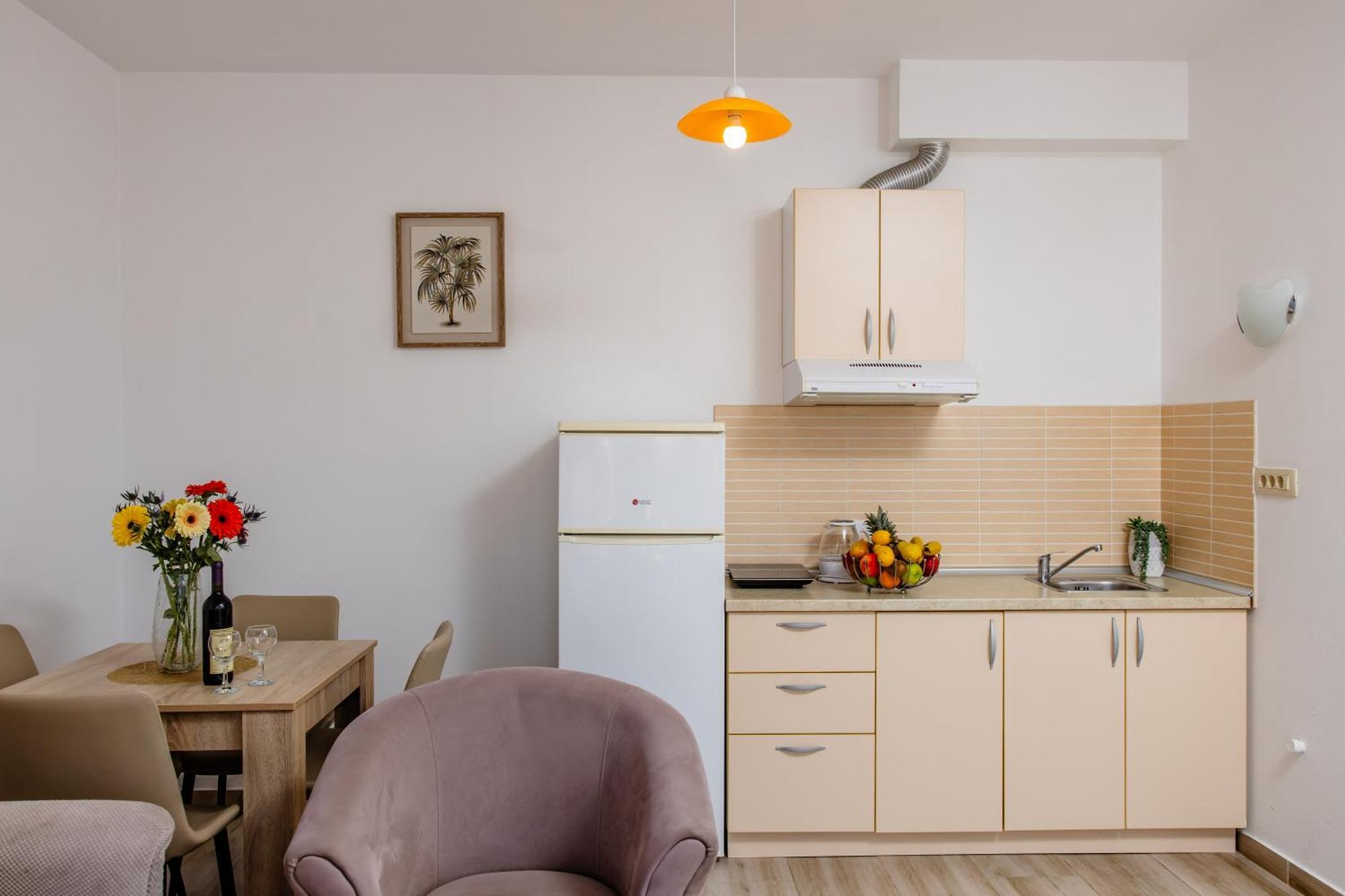 Arvala Apartments Budva Phòng bức ảnh